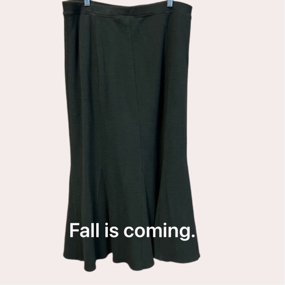 Eileen Fisher Dresses & Skirts - Classic Eileen Fisher Knit Skirt